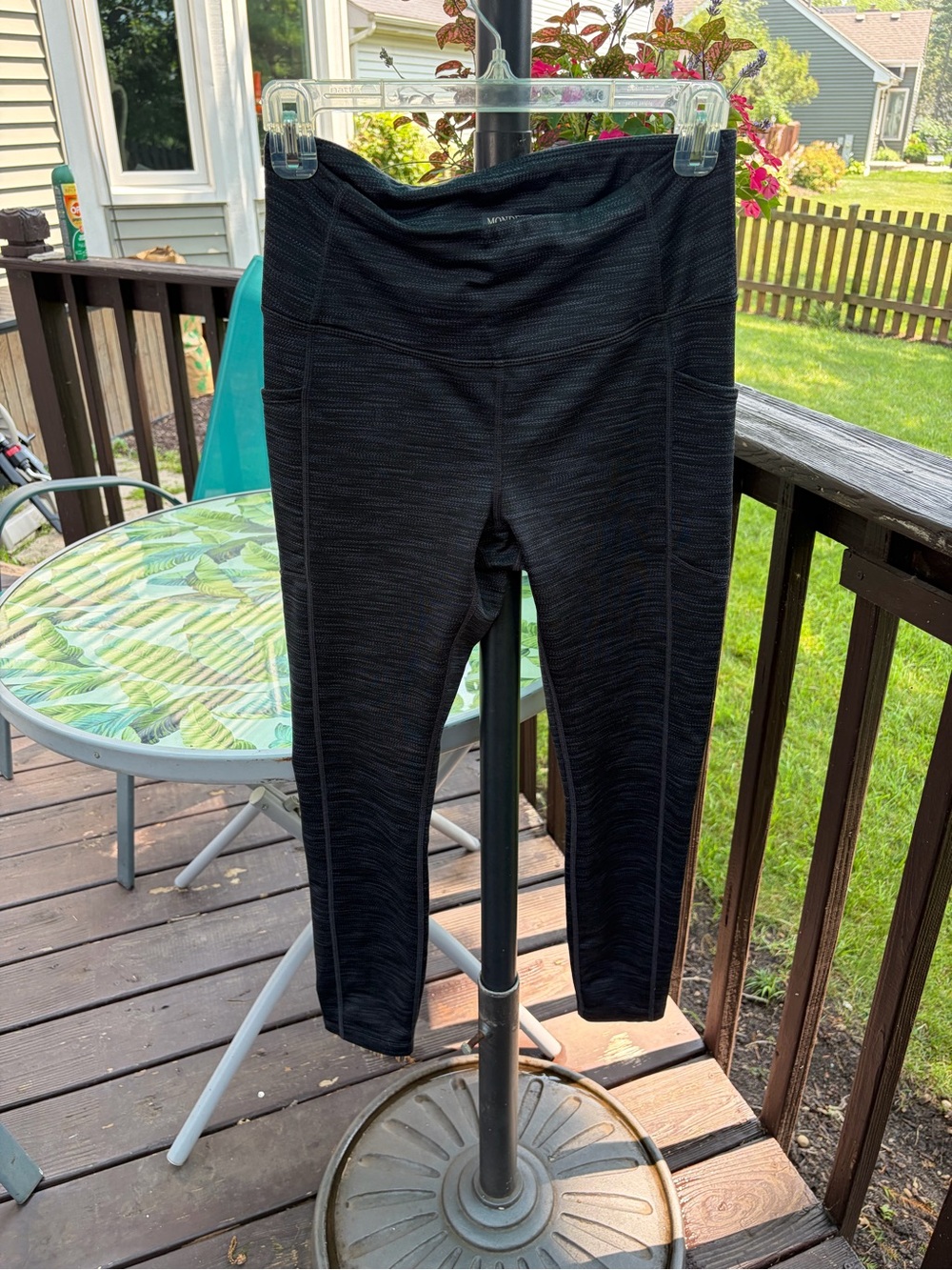Mondetta Black Active High-Rise Leggings